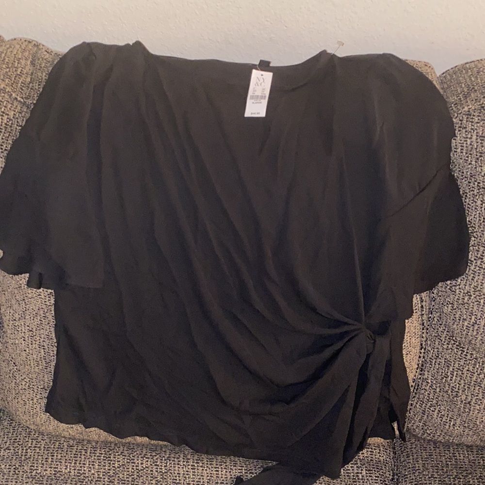 ✨NY&C Side-Tie Top✨ - Picture 2 of 6